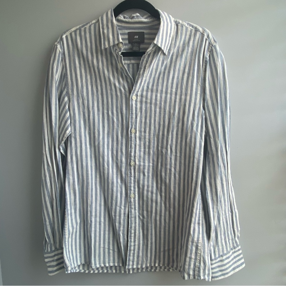 H&M Blue Striped Button Down Shirt